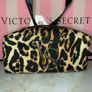 Victoria’s Secret makeup bag